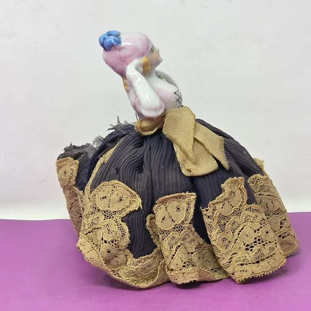 Vintage Porcelain Half Doll Pincushion With Lace‎ Skirt And Fabric Details